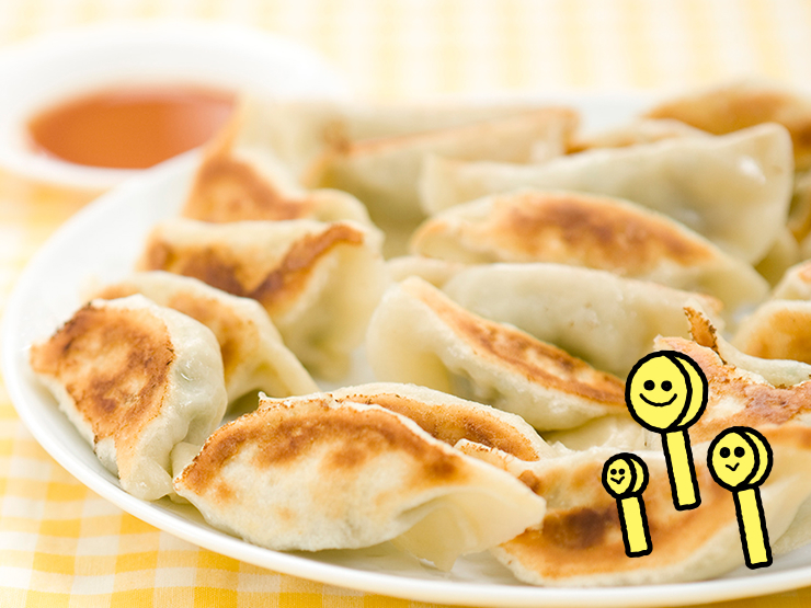 皮から作る餃子 手でこねて作ったちょっと厚めの皮を使えば もちもちで食べごたえのある餃子に お知らせ 生協の宅配パルシステム